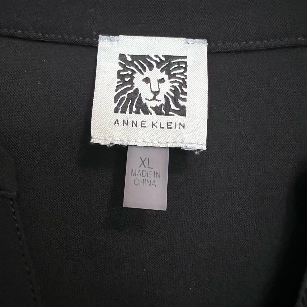 Anne Klein Black Short Sleeve Zip Tunic - Picture 2 of 3
